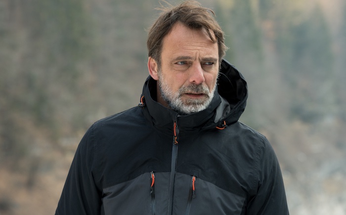 Ascolti TV | Lunedì 23 Gennaio 2023. Esordio vincente per Black Out (4,14 mln – 21%), GF Vip 19.1% (2,64 mln). Bene Report (1,9 mln – 9.4%), Boss 7.7% (1,4 mln).