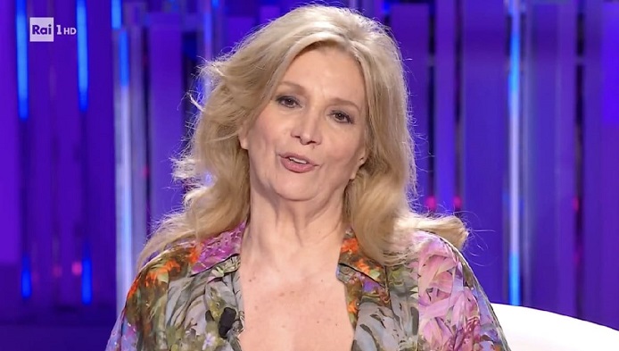 Sanremo 2023, Iva Zanicchi si candida come ‘superospite’ femminile: «Della mia età ci sono rimasta solo io»