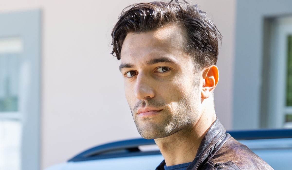 Un Posto al Sole, anticipazioni (2-6 gennaio 2023): Viola sempre più vicina a Damiano