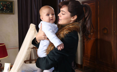 Terra Amara, anticipazioni (2-7 gennaio 2023): Zuleyha scappa da Demir (che spara ad Yilmaz)