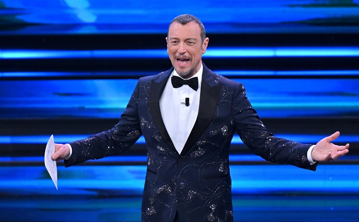 Sanremo 2023, terza serata – Paola Egonu non delude, Grignani non è Blanco, Lazza fa commuovere la mamma, Ultimo e Mr. Rain volano sul podio