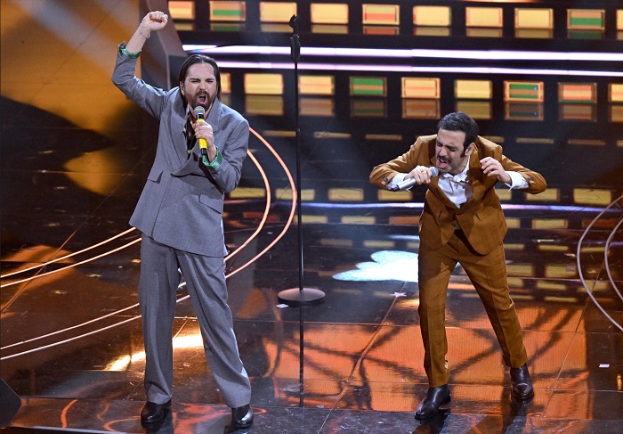 Sanremo 2023: Colapesce Dimartino si aggiudicano il Premio della Critica e il Premio della Sala Stampa