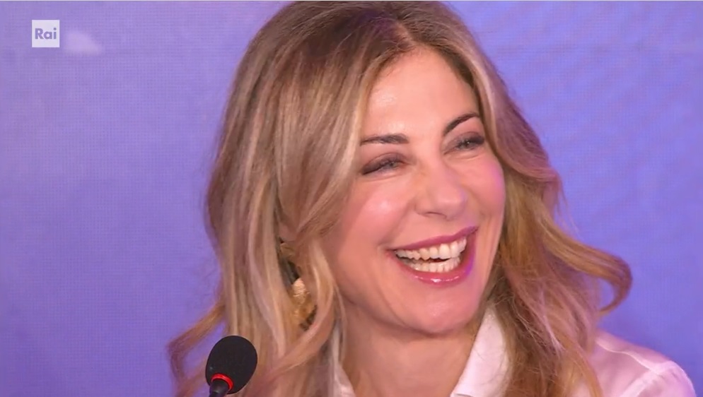 Francesca Fagnani porta Anna Oxa a Belve