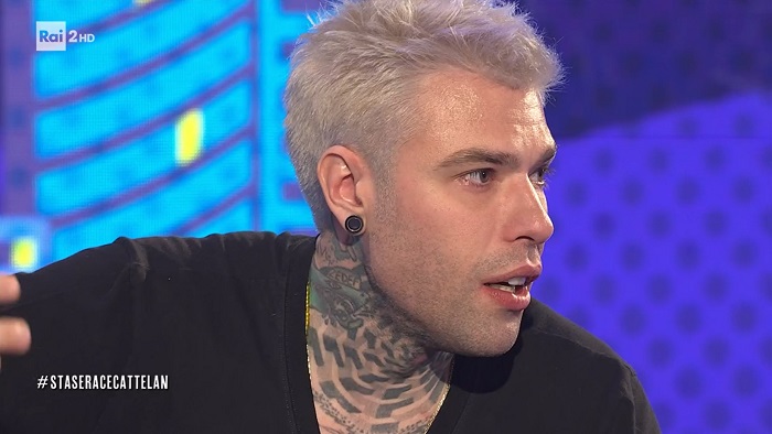 Fedez le spara (grosse) anche su karate, Codacons e attivisti