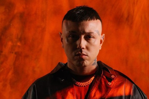 Canzoni Sanremo 2023: il testo di «Cenere» di Lazza