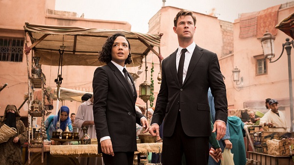 Programmi TV di stasera, lunedì 6 febbraio 2023. Su TV8 il film Men in Black: International