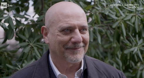 Un Posto al Sole, anticipazioni (27 febbraio – 3 marzo 2023): Luca De Santis è tornato dopo 22 anni. Perchè?