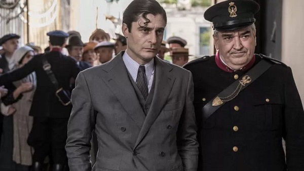 Programmi TV di stasera, martedì 21 marzo 2023. Su Rai1 l’ultimo appuntamento con la seconda stagione de “Il Commissario Ricciardi”