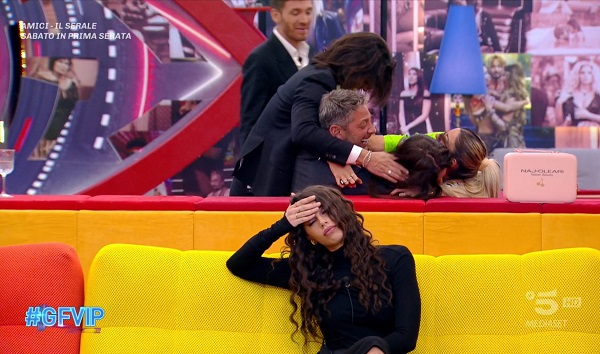 La reazione di Antonella - GFVIP