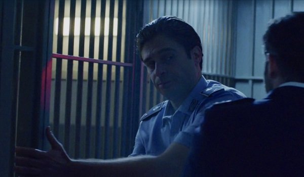 Lino Guanciale in Mare Fuori