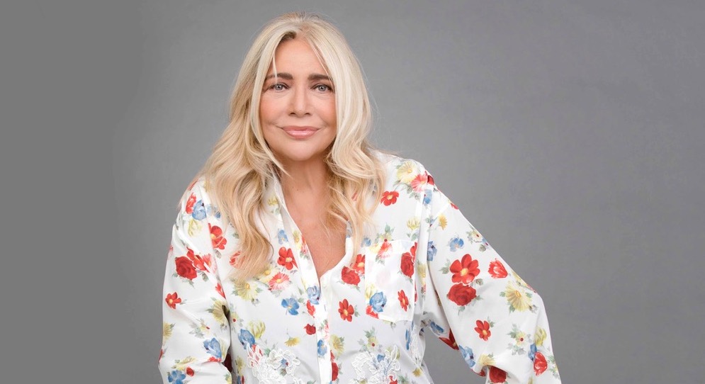 Mara Venier in diretta da Napoli per l’ultima puntata di Domenica In