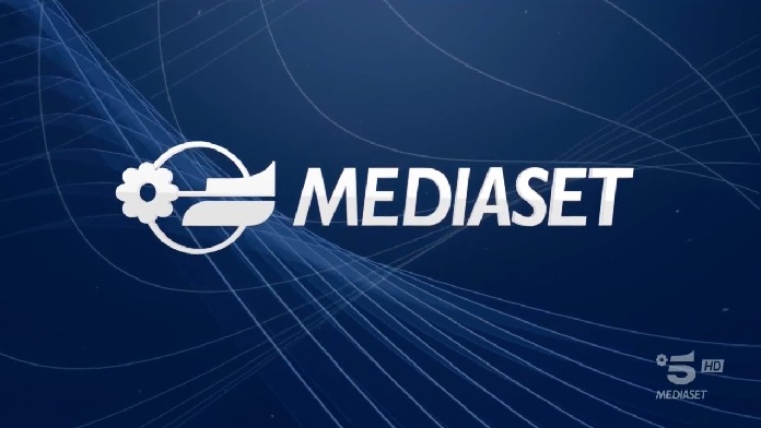 Mediaset ripristina l’account Twitter: «Si è verificato un grave incidente. Ci scusiamo con i destinatari»