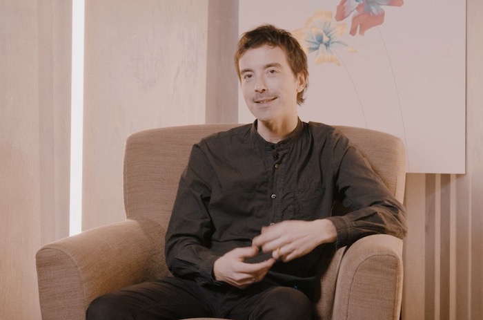 Diodato a DavideMaggio.it: «Ho imparato a lasciarmi andare, a vivere senza il timore di essere ferito». E sul mancato ritorno a Sanremo… – Video