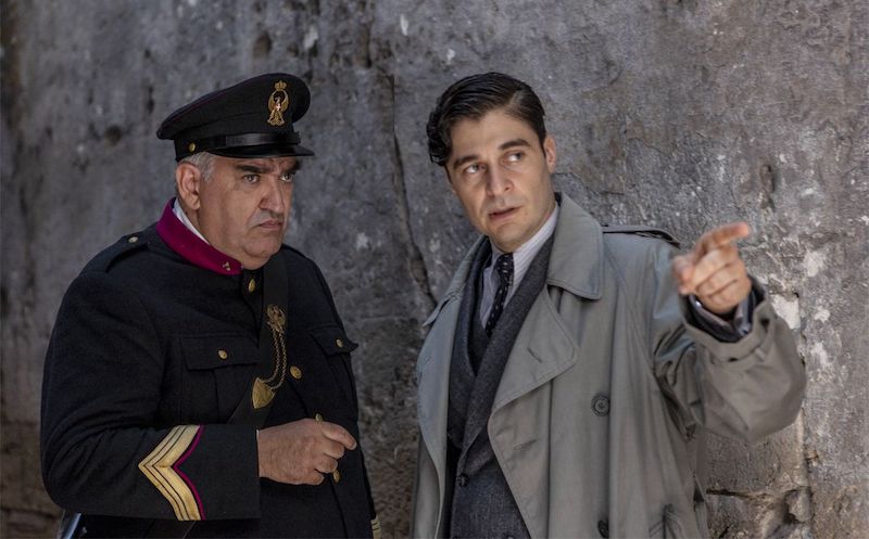 Ascolti TV | Lunedì 13 Marzo 2023. Ricciardi in calo (3,62 mln – 19.7%),  GF Vip lo tallona (2,86 mln – 22.5%). STEP sale al 9% (1,43 mln). Floppa sempre l’informazione di Rai1 di primo mattino (9.8-9.5-9.1%) surclassata da Rai3 (11.8-13.4-10.5%), Canale 5 (18.3%) e Fiorello (16.9%)