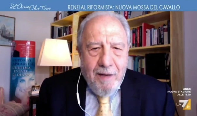 Antonio Caprarica verso Ballando con le Stelle: «Me lo chiedono e mi divertirei, però ho tutta la famiglia contro»