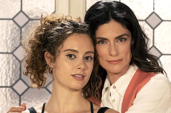 Irene Paloma Jona e Anna Valle - Luce dei tuoi occhi 2