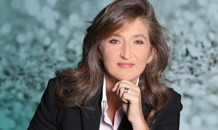 Programmi TV di stasera, giovedì 27 aprile 2023. Su Rai3 tornano le inchieste di ‘Indovina Chi Viene a Cena’, sul Nove i nuovi protagonisti del ‘Contadino cerca Moglie’