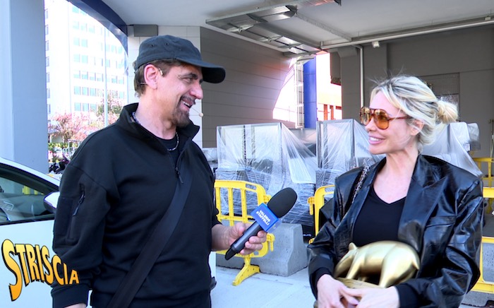 Ilary Blasi: «Francesco Totti può entrare quando vuole, la casa è sempre aperta». Tapiro per la gaffe all’Isola