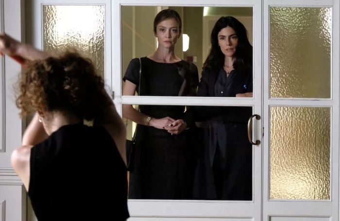 Ascolti TV | Mercoledì 12 Aprile 2023. Luce Dei Tuoi Occhi riparte dal 16.5% (2,7 mln), Pretty Woman si difende col 15.2% (2,5 mln). Male Back To School (5.5% – 840k) doppiato da Chi l’ha Visto (10.9% – 1,76 mln) e Rocco Schiavone (10.8% – 1,89 mln). Flop per A Casa Tutti Bene (0.8% – 139k)