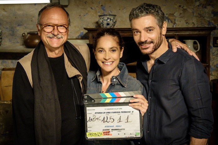 Storia di una famiglia perbene: nuovi malavitosi nella seconda stagione. Battuto il primo ciak