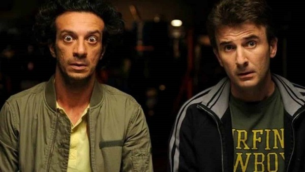 Programmi TV di stasera, giovedì 4 maggio 2023. Su Canale 5 il film ‘La Matassa’ con Ficarra e Picone