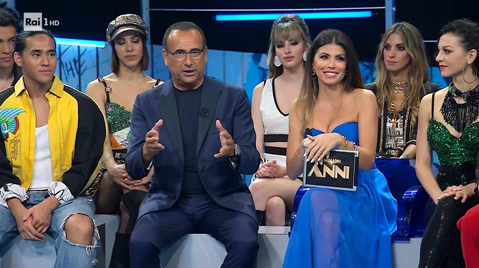 Ascolti TV | Sabato 20 maggio 2023. I Migliori Anni dell’Estate sfiora i 4 milioni (24.4%), Come un gatto in tangenziale a 2 mln (12%). Bene lo speciale di Verissimo su Amici (18.6%-20.2%-18.6%)