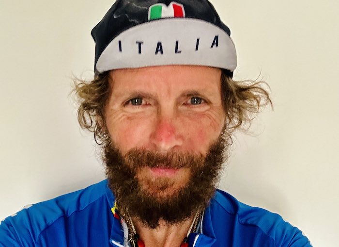 Fiorello traina Jovanotti nel mattino di Rai2