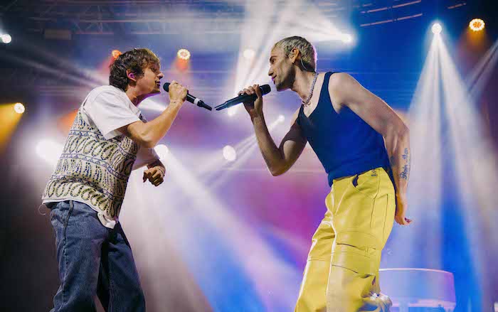 Mr. Rain duetta con Sangiovanni. Il 12 maggio esce La Fine del Mondo (Video)