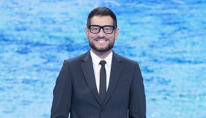 BOOM! Enrico Papi pronto per il ritorno de La Pupa e il Secchione