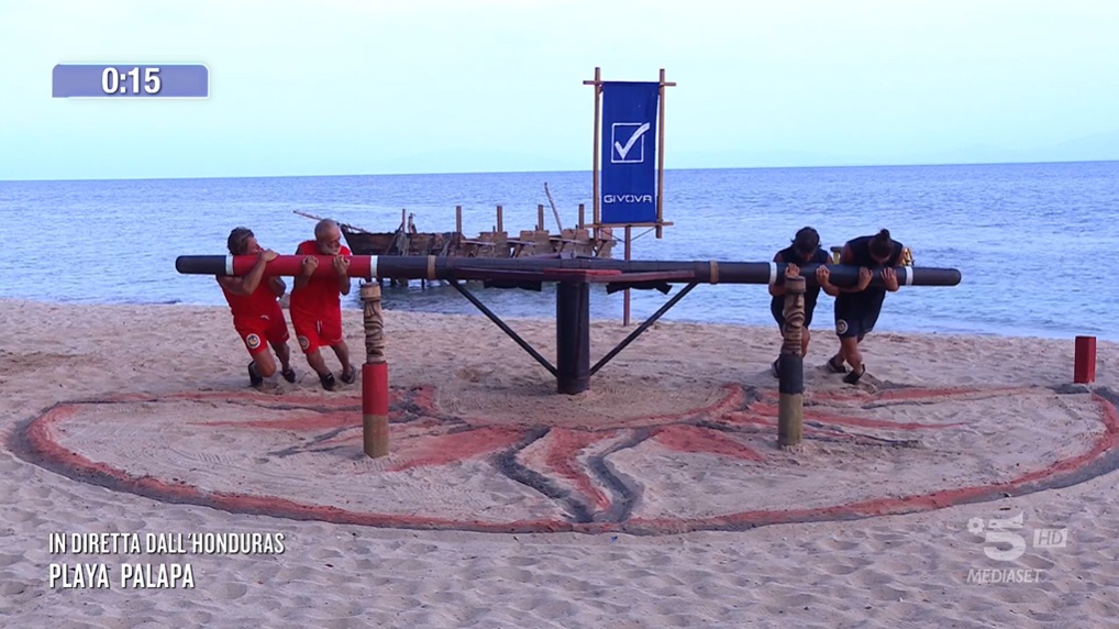 Prova dell'orologio honduregno - Isola dei Famosi 2023