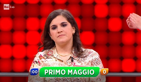 Doppia gaffe a Reazione a Catena: «Cos’è Festa dopo 31 aprile? Primo marzo!» – Video