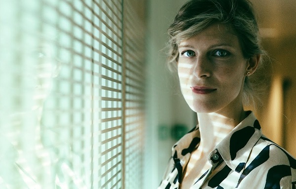 Sophie Cross – Verità Nascoste: nella nuova serie di Rai 1 una avvocatessa si arruola in polizia per ritrovare il figlio scomparso