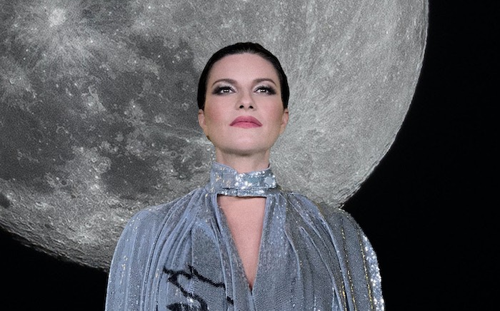 Classifica FIMI: Tedua primo negli album e nei singoli per la terza settimana di seguito, avanzano i The Kolors. Esordio fuori dalla top 100 per Laura Pausini