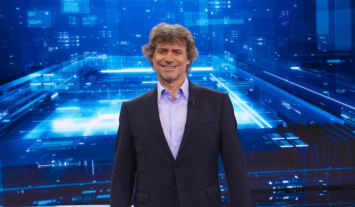 Ascolti TV | Giovedì 13 Luglio 2023. Vince Noos con meno di 2 milioni (15.2%), la replica di Felicissima Sera 11.6%. Bene Chicago Fire (8.6%). Presentazione Palinsesti Rai 7.4%