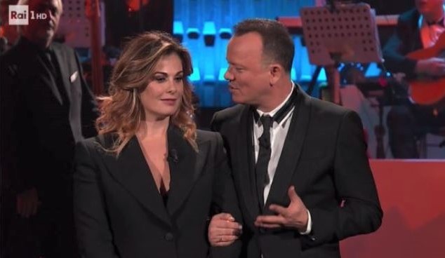 Ascolti TV | Sabato 15 Luglio 2023. Incontrada e D’Alessio (16.9%) staccano Scotti (11.6%). Con La Signora in Giallo (2.8%) balzo di Top Crime. Il Tour all’Arrivo tocca il 20.1%.