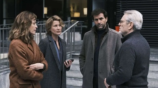 Programmi TV di stasera, mercoledì 9 agosto 2023. Su Canale 5 la miniserie La Foresta degli Scomparsi