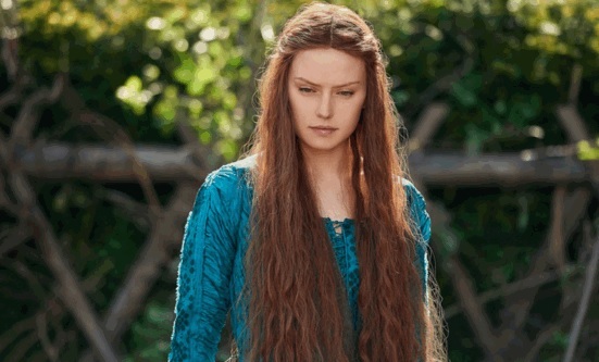 Programmi TV di stasera, martedì 22 agosto 2023. Su Canale 5 la 1^Tv del film ‘Ophelia’