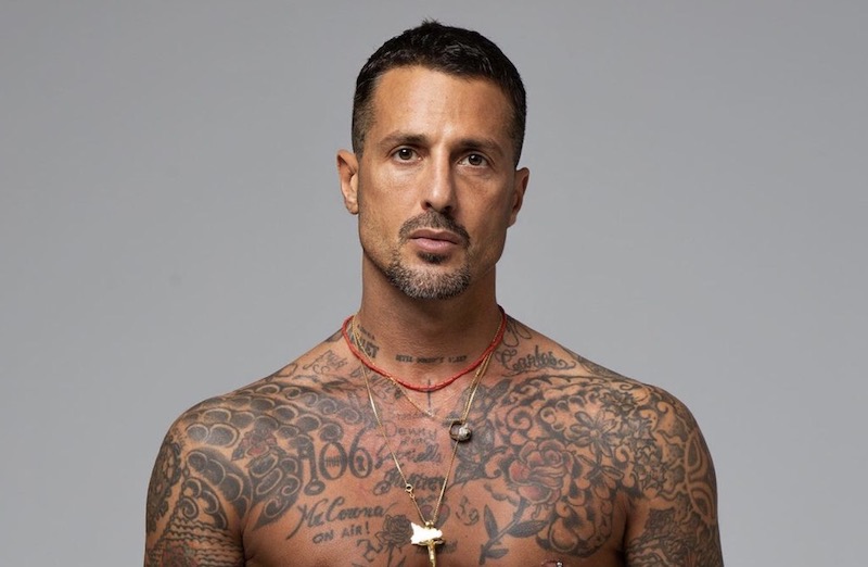 BOOM! Fabrizio Corona alla prima di Belve