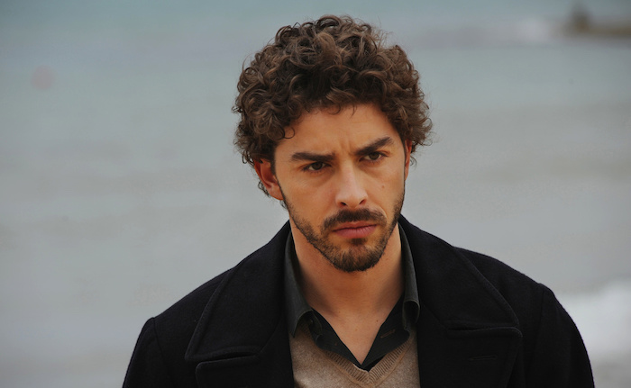 Ascolti TV | Lunedì 21 Agosto 2023. Domina Il Giovane Montalbano (21.1%), Scherzi a Parte 11.9%. Il traino dell’Atletica Leggera (9.8%) non serve a Scugnizzi per Sempre (2.5%)
