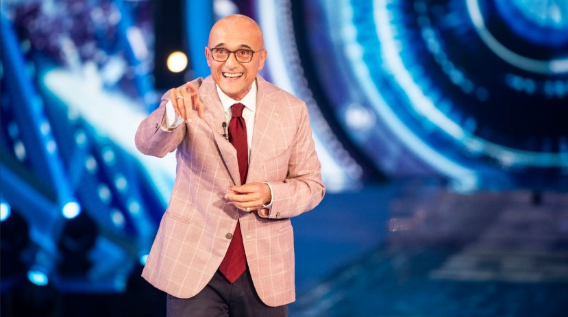 Grande Fratello raddoppia di venerdì e sfida Conti