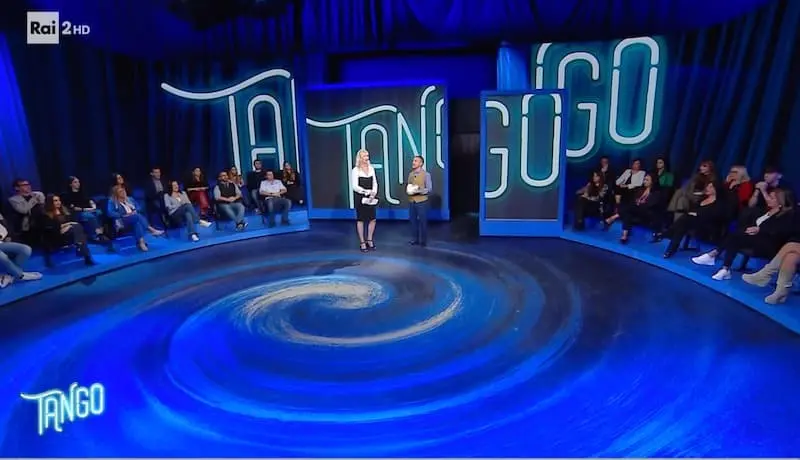 Luisella Costamagna balla il Tango con la realtà