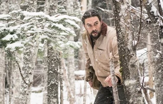 Programmi TV di stasera, martedì 28 novembre 2023. Sul Nove Jason Momoa è ‘Braven – Il Coraggioso’