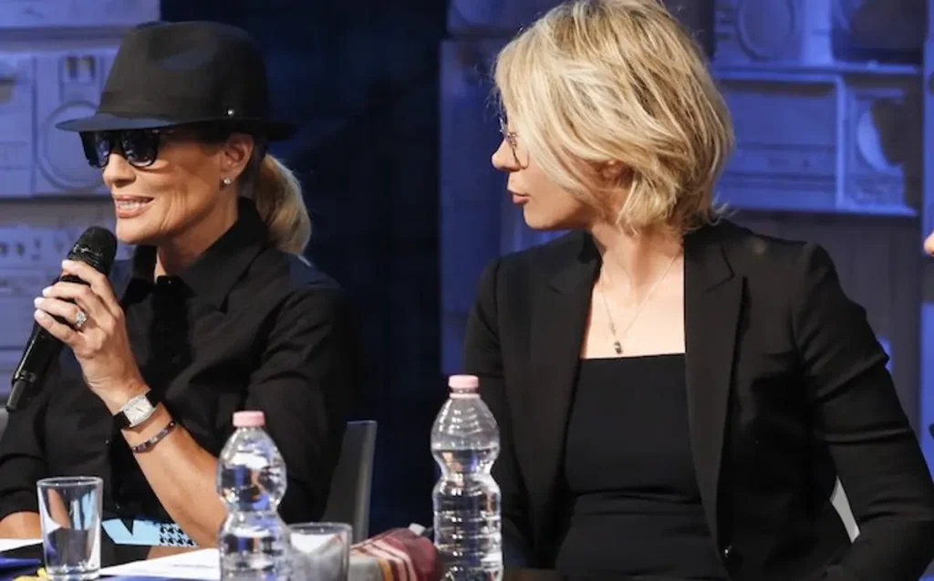 Heather Parisi: «Ad Amici non ero in grado di seguire il copione». Mediaset annuncia un’azione legale