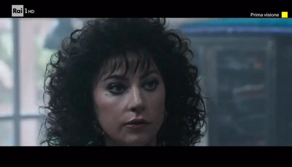 Programmi TV di stasera, mercoledì 18 ottobre 2023. Su Rai1 ‘House of Gucci’ con Lady Gaga in prima visione