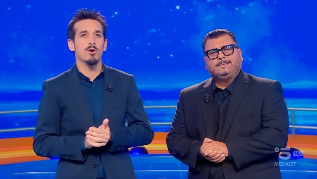 Striscia replica alla Meloni