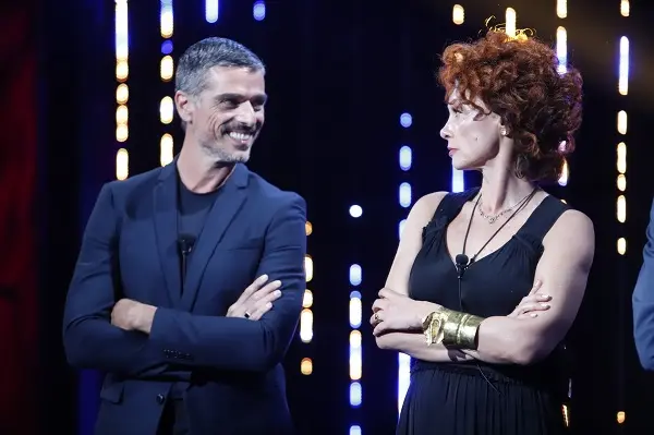 Grande Fratello, Massimiliano non molla la presa su Beatrice