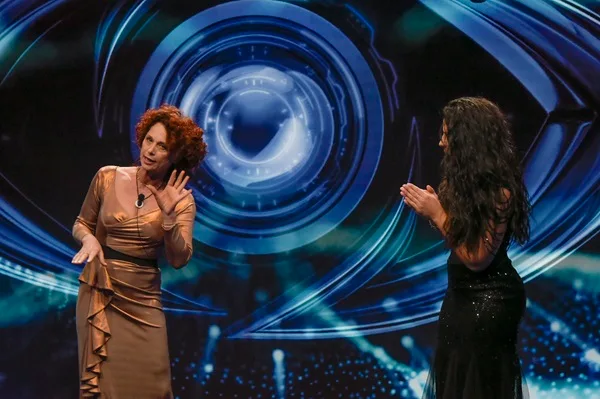 Grande Fratello, Beatrice contro la ‘boss’ Perla: «Ho l’impressione che mi possa uccidere, bulletta»