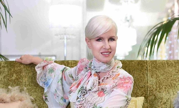 Carla Gozzi conduce Un’Altra Me su La5