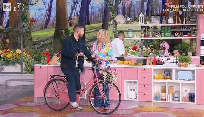 Cattelan in prima serata su Rai2 con “Da vicino nessuno è normale”