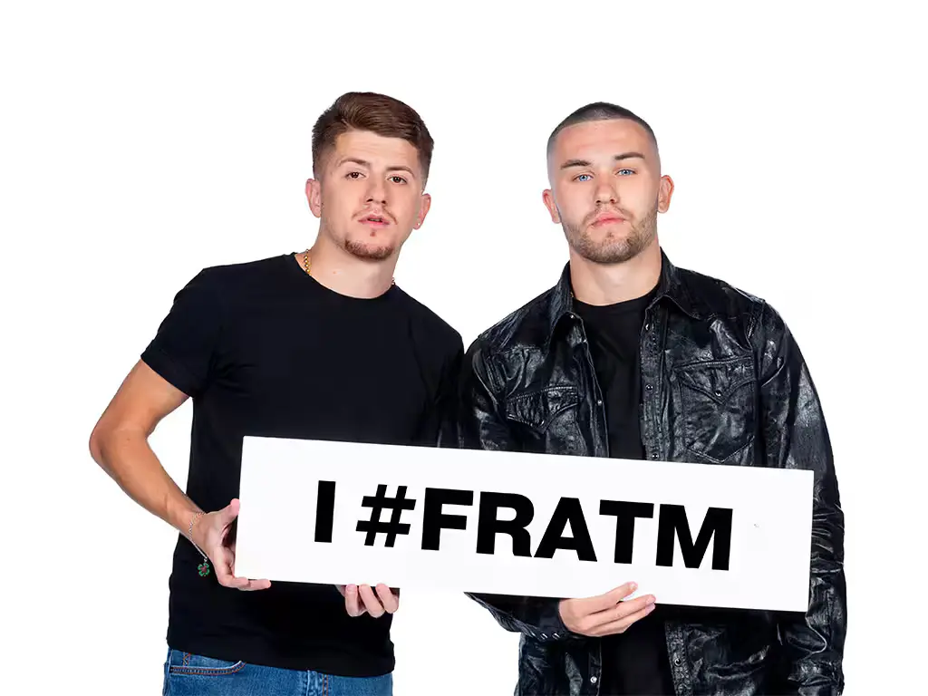 Allergia dei Fratm di Pechino Express alle domande su Mare Fuori. 